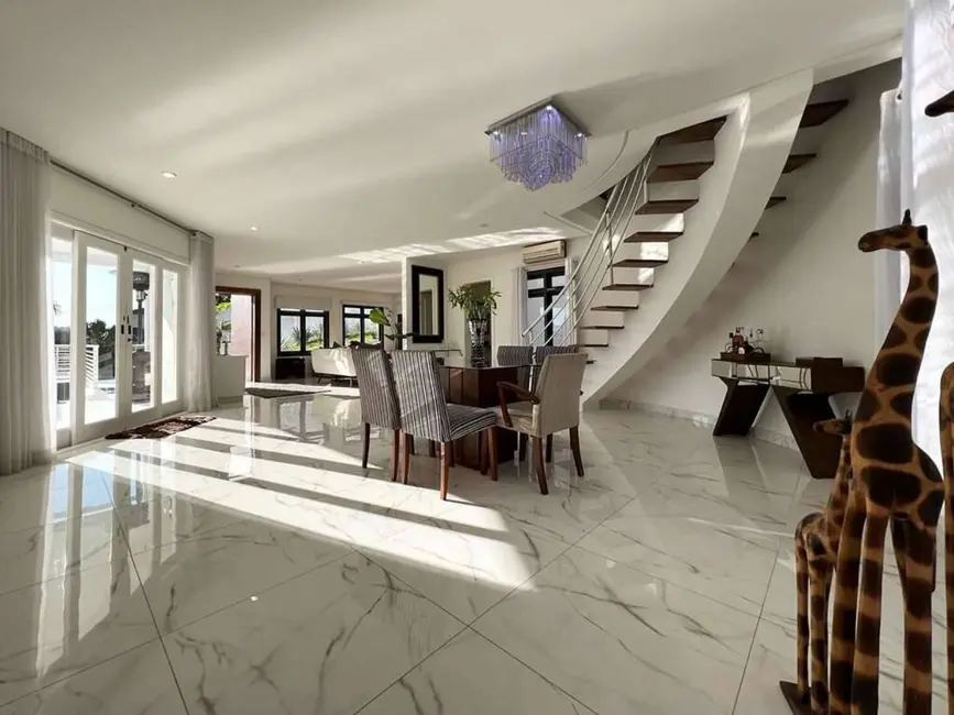 Casa de Condomínio com 5 quartos à venda, 428m2 em São Paulo II, Cotia - SP - imagem 9 Foto 9 de Casa de Condomínio com 5 quartos à venda, 428m2 em São Paulo II, Cotia - SP