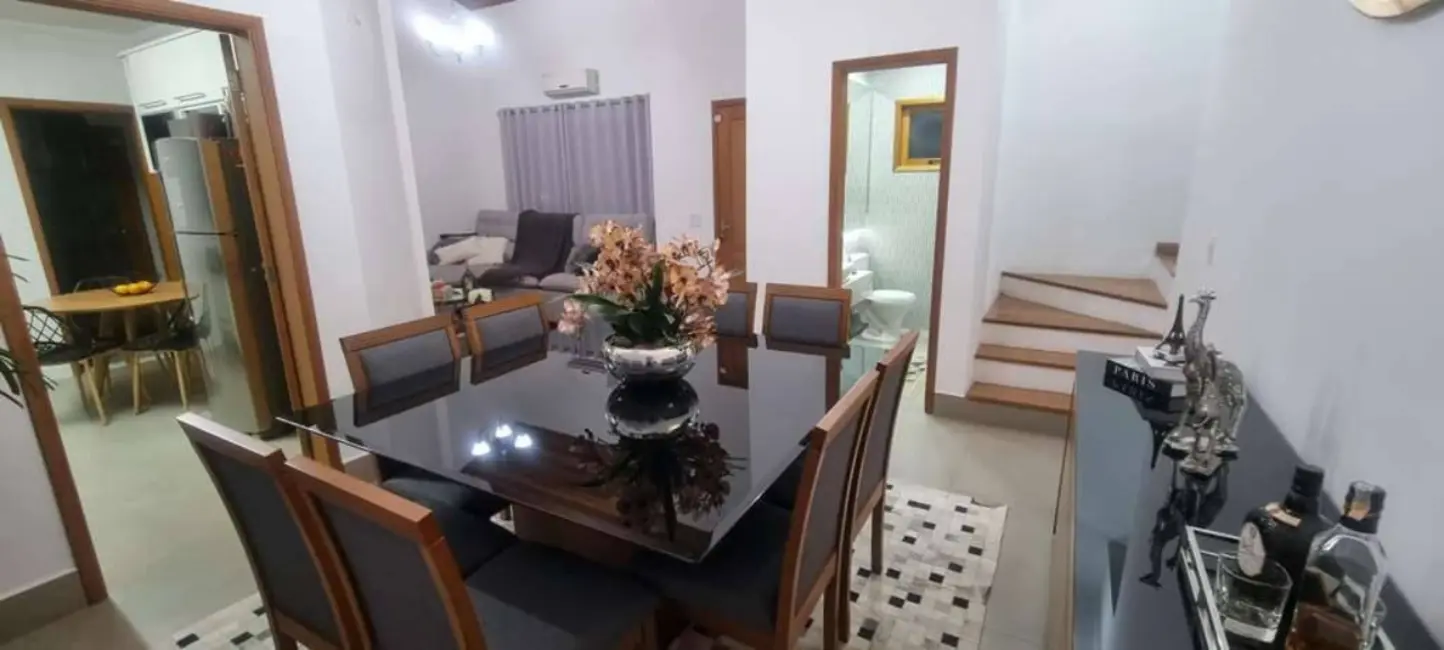 Casa de Condomínio com 3 quartos à venda, 186m2 em Jardim Ana Estela, Carapicuiba - SP - imagem 6 Foto 6 de Casa de Condomínio com 3 quartos à venda, 186m2 em Jardim Ana Estela, Carapicuiba - SP