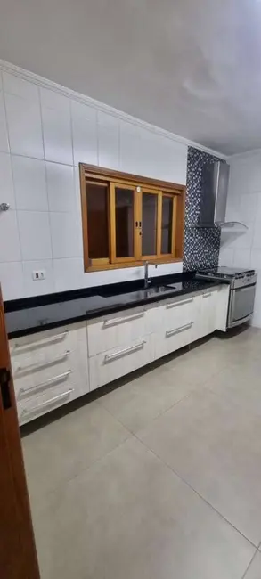 Casa de Condomínio com 3 quartos à venda, 186m2 em Jardim Ana Estela, Carapicuiba - SP - imagem 9 Foto 9 de Casa de Condomínio com 3 quartos à venda, 186m2 em Jardim Ana Estela, Carapicuiba - SP
