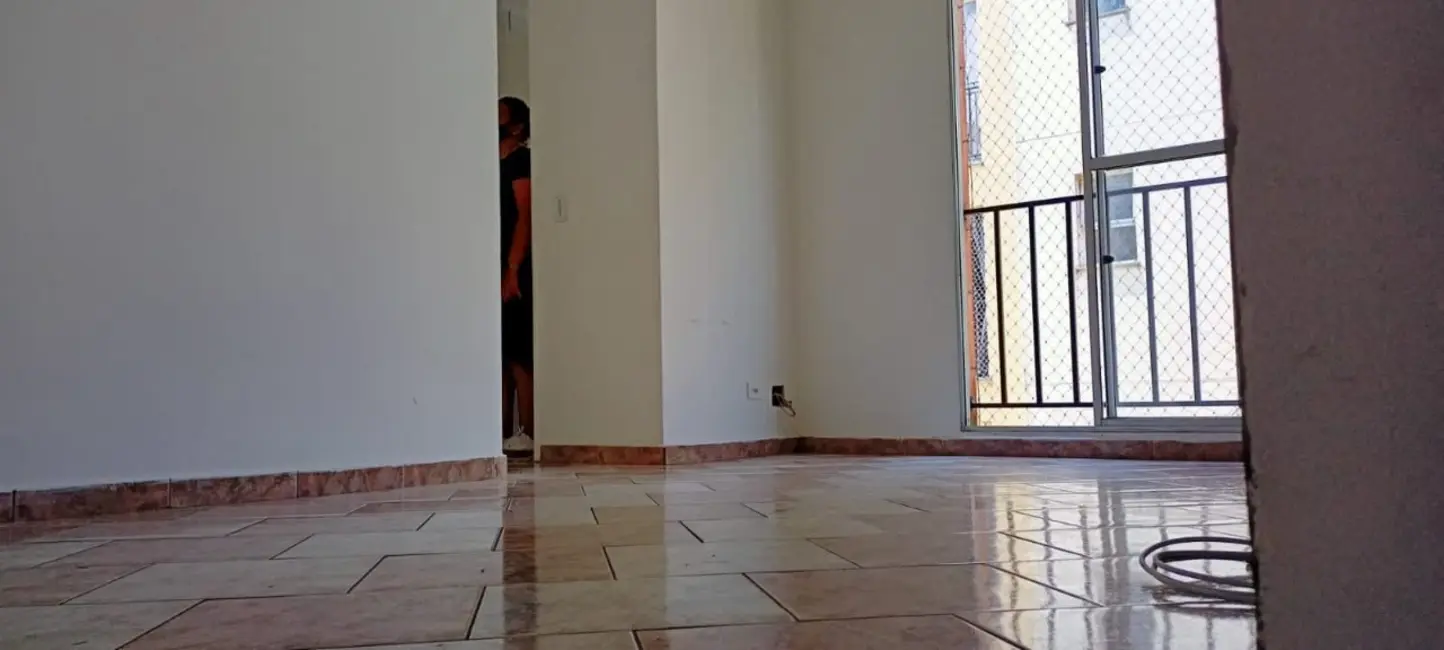 Foto 2 de Apartamento com 2 quartos à venda, 45m2 em Jardim da Glória, Cotia - SP