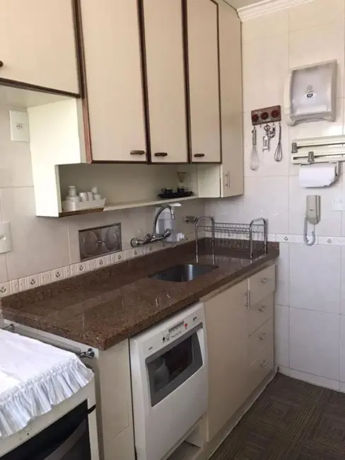 Apartamento com 3 quartos à venda, 60m2 em I.A.P.I., Osasco - SP - imagem 8 Foto 8 de Apartamento com 3 quartos à venda, 60m2 em I.A.P.I., Osasco - SP