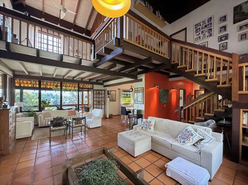 Foto 8 de Casa com 5 quartos à venda, 414m2 em Vila Santo Antônio, Cotia - SP