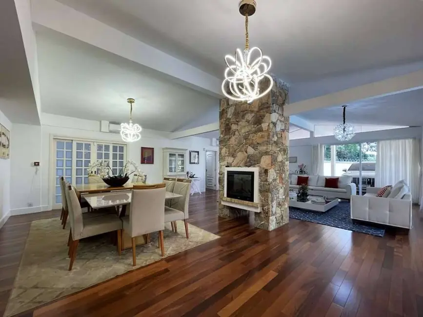 Foto 6 de Casa com 4 quartos à venda, 850m2 em Vila Santo Antônio, Cotia - SP