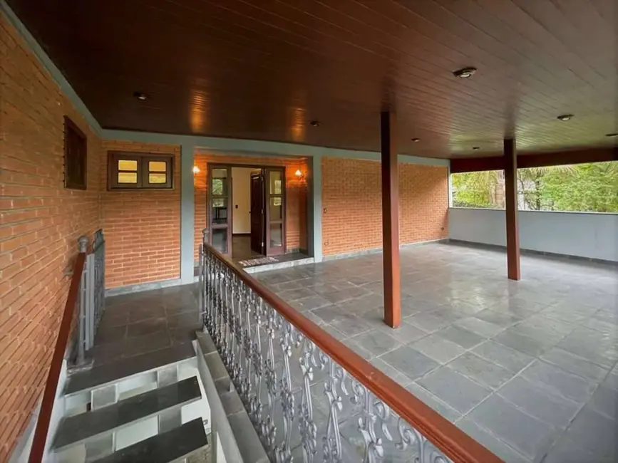 Casa com 4 quartos à venda, 743m2 em Granja Viana, Cotia - SP - imagem 8 Foto 8 de Casa com 4 quartos à venda, 743m2 em Granja Viana, Cotia - SP