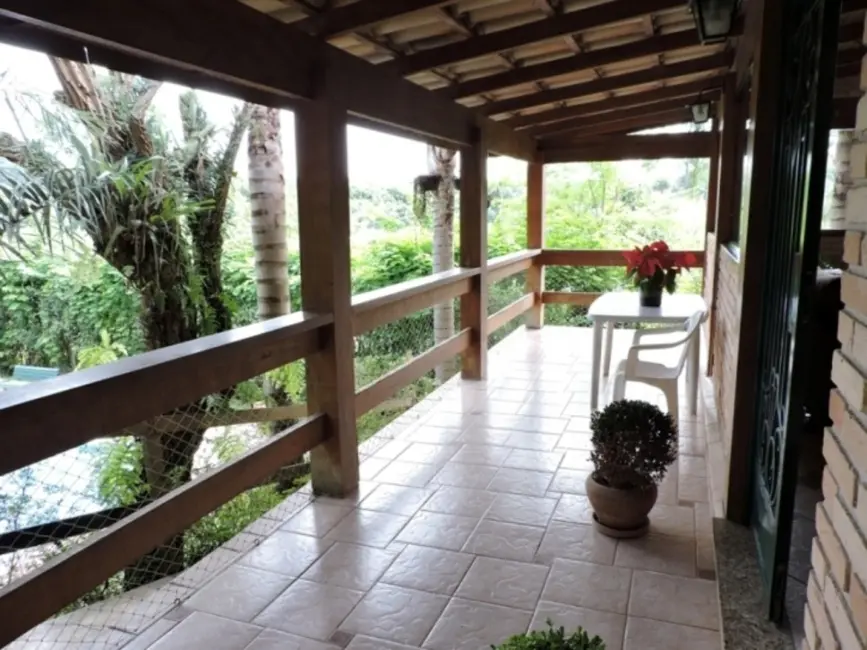 Foto 8 de Casa com 5 quartos à venda, 530m2 em Chácara Vale do Rio Cotia, Carapicuiba - SP