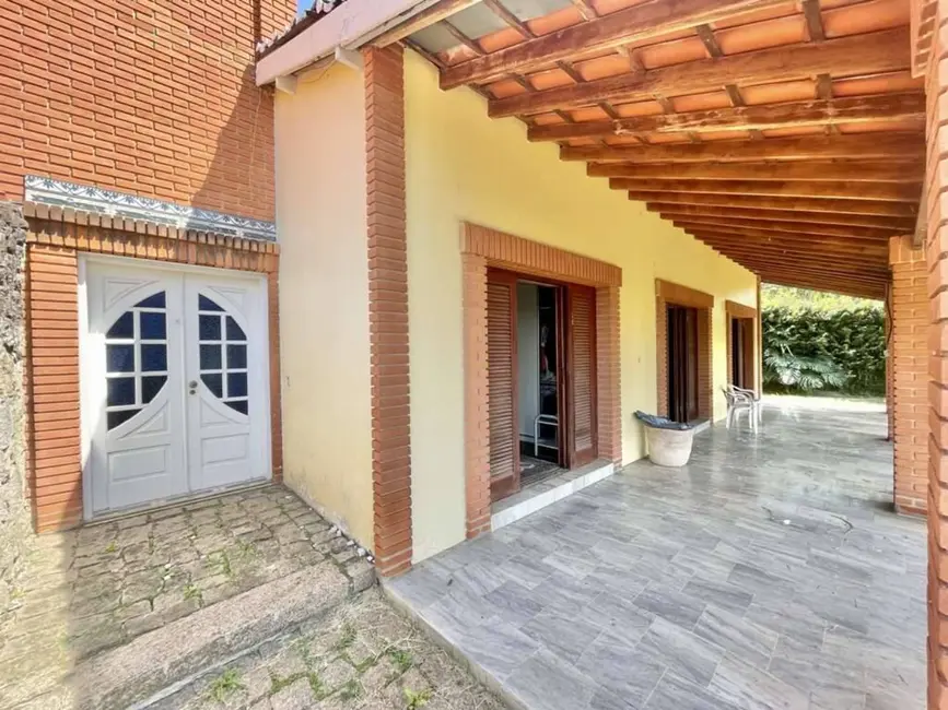 Casa com 4 quartos à venda, 363m2 em Nova Fazendinha, Carapicuiba - SP - imagem 8 Foto 8 de Casa com 4 quartos à venda, 363m2 em Nova Fazendinha, Carapicuiba - SP