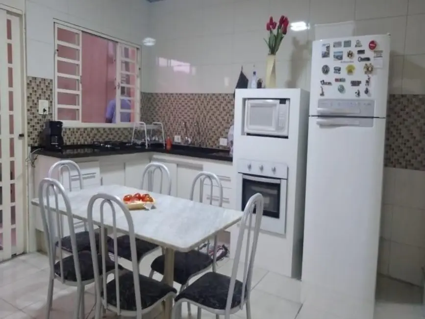 Foto 4 de Casa com 2 quartos à venda, 167m2 em Veloso, Osasco - SP