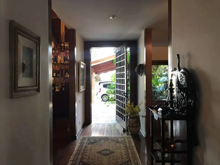 Foto 6 de Casa de Condomínio com 4 quartos à venda, 700m2 em Chácara Santa Lúcia dos Ypes, Carapicuiba - SP