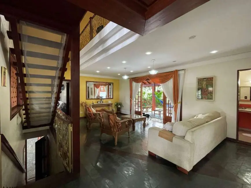 Foto 9 de Casa com 6 quartos para alugar, 665m2 em Granja Viana II, Cotia - SP