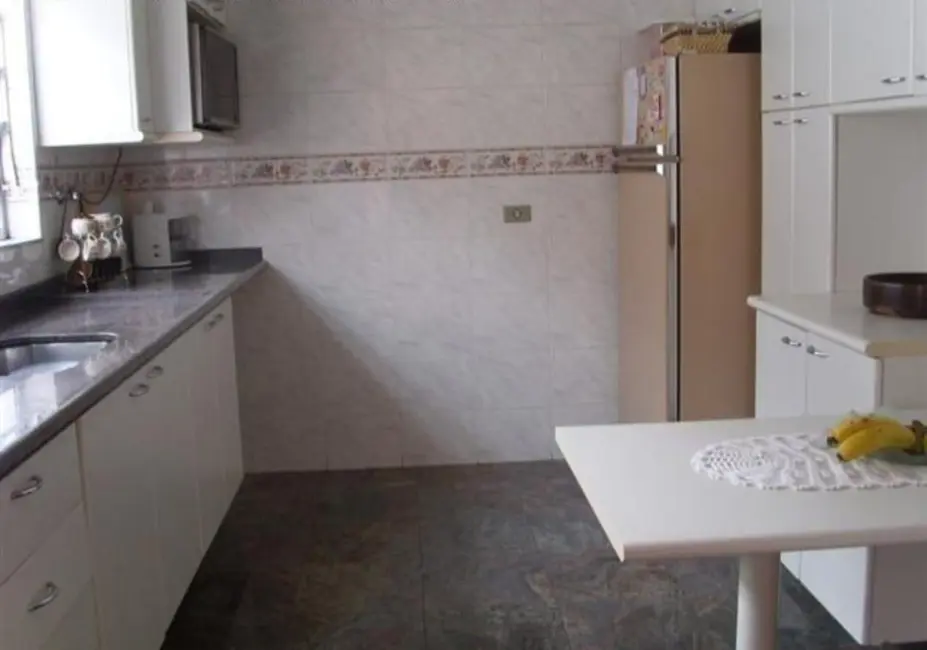 Foto 6 de Casa com 3 quartos à venda, 176m2 em Parque Continental, São Paulo - SP