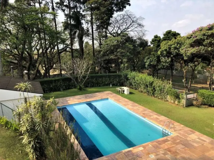 Casa com 4 quartos à venda, 800m2 em Parque Primavera, Carapicuiba - SP - imagem 4 Foto 4 de Casa com 4 quartos à venda, 800m2 em Parque Primavera, Carapicuiba - SP