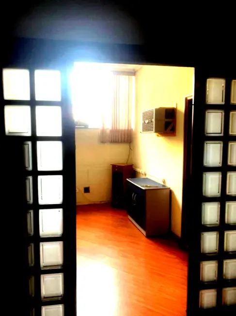 Casa com 2 quartos à venda, 292m2 em Rochdale, Osasco - SP - imagem 5 Foto 5 de Casa com 2 quartos à venda, 292m2 em Rochdale, Osasco - SP