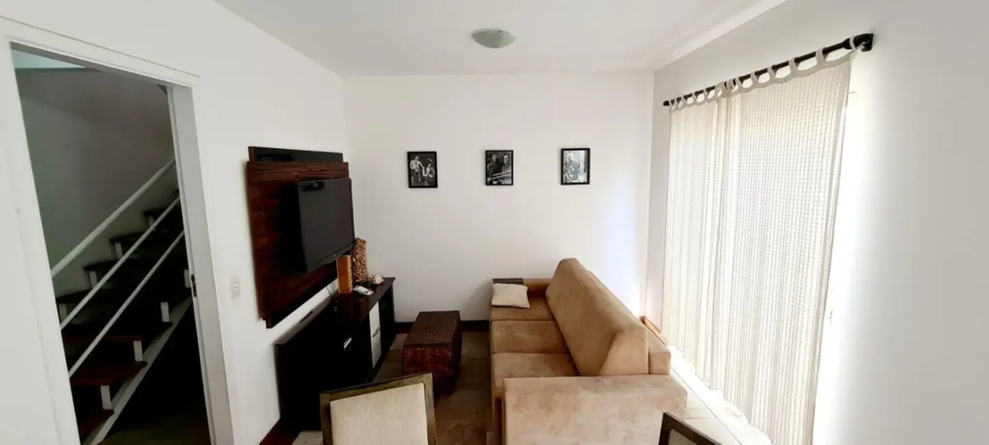 Casa de Condomínio com 2 quartos à venda, 180m2 em Portal Roselândia, Cotia - SP - imagem 4 Foto 4 de Casa de Condomínio com 2 quartos à venda, 180m2 em Portal Roselândia, Cotia - SP