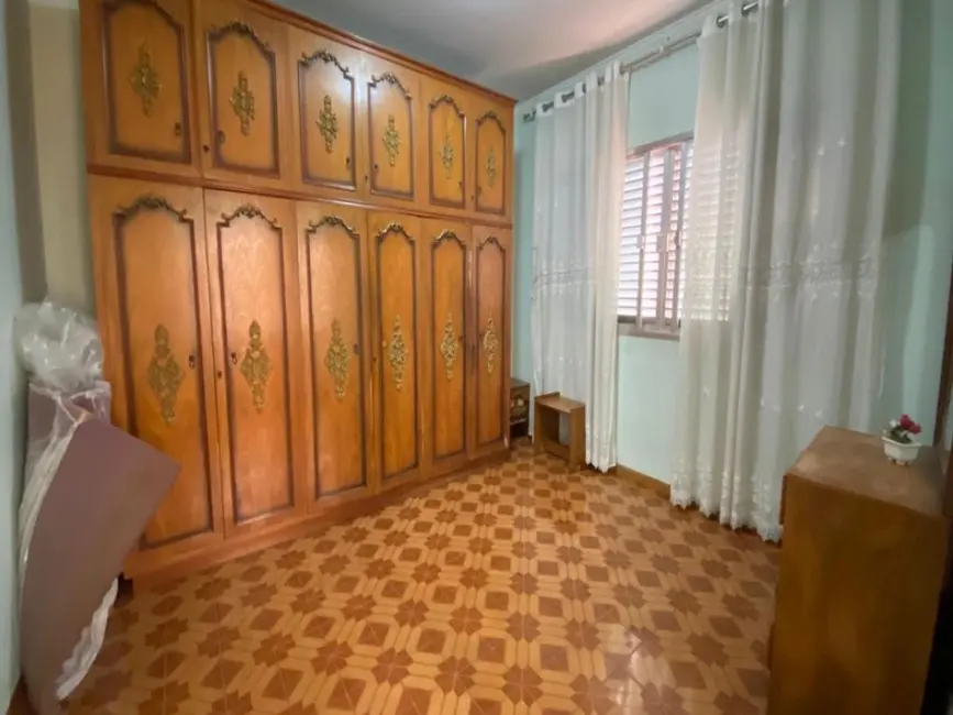 Casa com 3 quartos à venda, 180m2 em Veloso, Osasco - SP - imagem 9 Foto 9 de Casa com 3 quartos à venda, 180m2 em Veloso, Osasco - SP