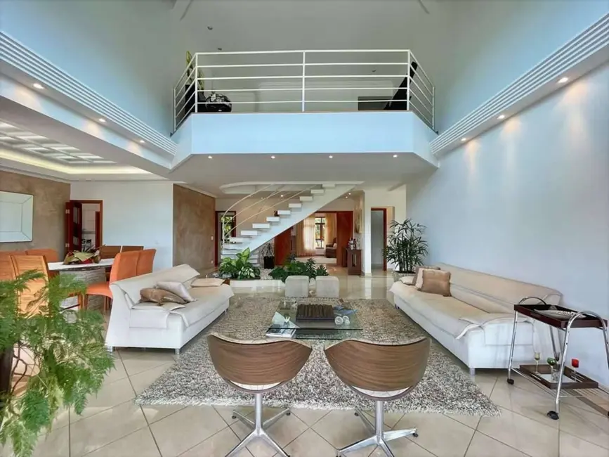 Casa de Condomínio com 4 quartos à venda, 675m2 em Residencial Euroville, Carapicuiba - SP - imagem 8 Foto 8 de Casa de Condomínio com 4 quartos à venda, 675m2 em Residencial Euroville, Carapicuiba - SP
