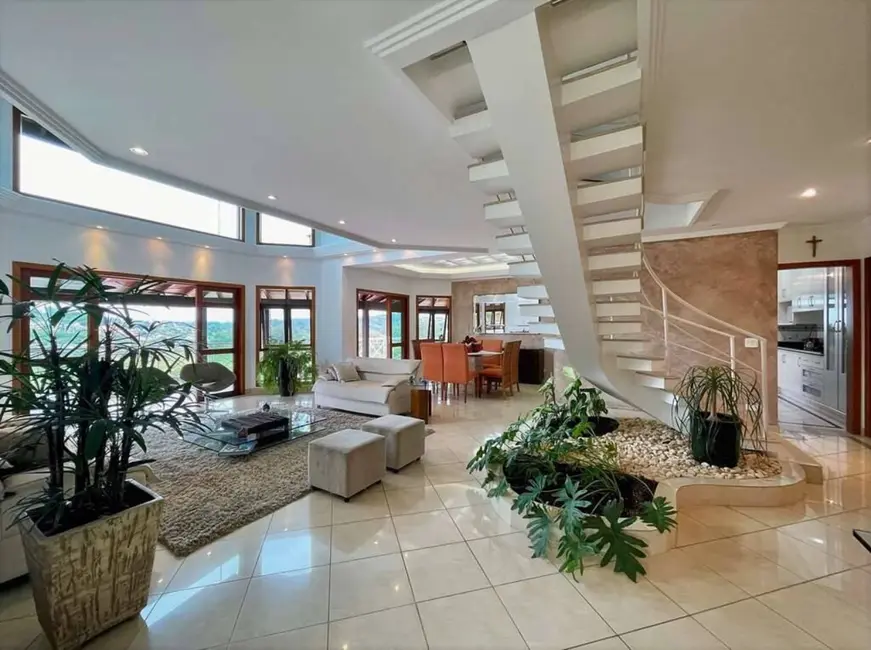 Casa de Condomínio com 4 quartos à venda, 675m2 em Residencial Euroville, Carapicuiba - SP - imagem 9 Foto 9 de Casa de Condomínio com 4 quartos à venda, 675m2 em Residencial Euroville, Carapicuiba - SP