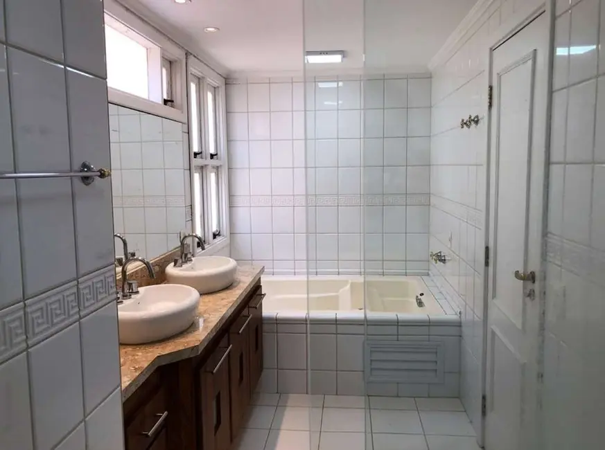 Casa de Condomínio com 4 quartos à venda, 234m2 em São Paulo II, Cotia - SP - imagem 8 Foto 8 de Casa de Condomínio com 4 quartos à venda, 234m2 em São Paulo II, Cotia - SP