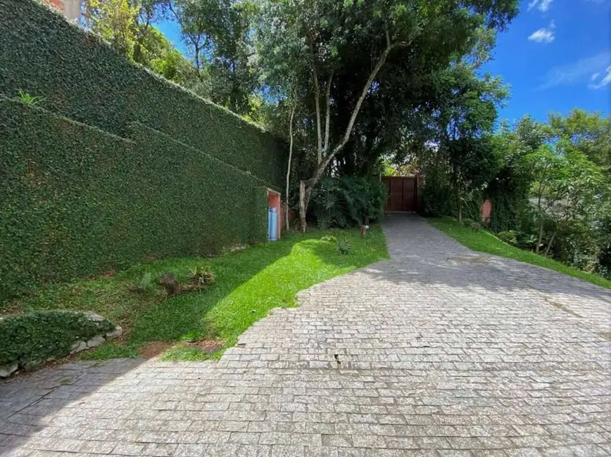 Casa de Condomínio com 3 quartos à venda, 300m2 em Chácara das Candeias, Carapicuiba - SP - imagem 5 Foto 5 de Casa de Condomínio com 3 quartos à venda, 300m2 em Chácara das Candeias, Carapicuiba - SP