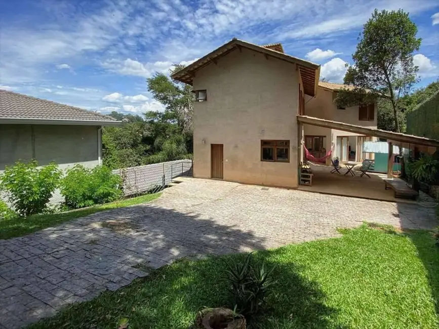Casa de Condomínio com 3 quartos à venda, 300m2 em Chácara das Candeias, Carapicuiba - SP - imagem 3 Foto 3 de Casa de Condomínio com 3 quartos à venda, 300m2 em Chácara das Candeias, Carapicuiba - SP