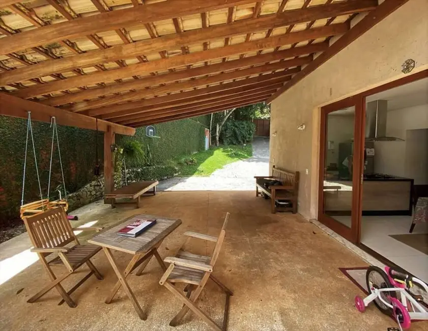 Casa de Condomínio com 3 quartos à venda, 300m2 em Chácara das Candeias, Carapicuiba - SP - imagem 7 Foto 7 de Casa de Condomínio com 3 quartos à venda, 300m2 em Chácara das Candeias, Carapicuiba - SP