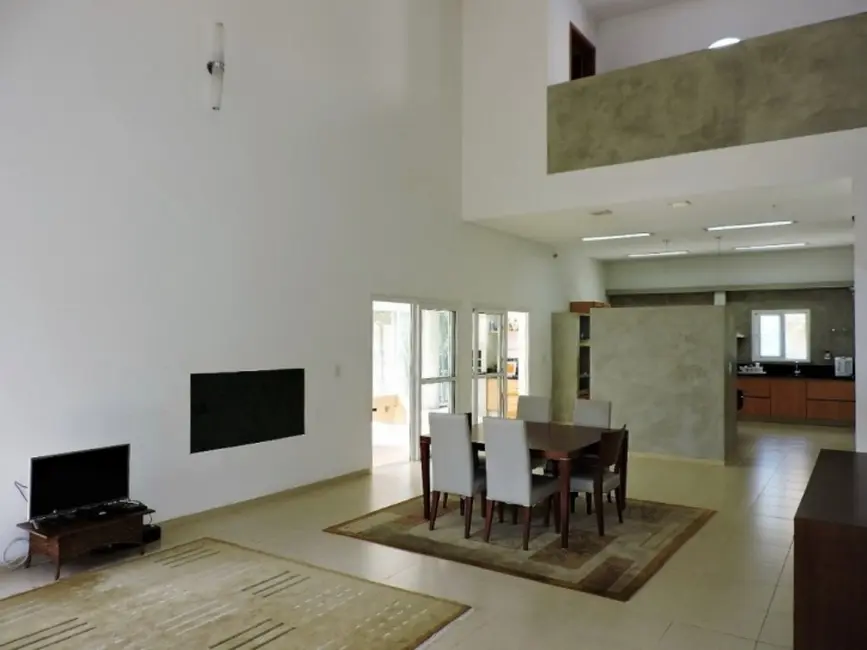 Casa com 4 quartos à venda, 400m2 em Palos Verdes, Carapicuiba - SP - imagem 5 Foto 5 de Casa com 4 quartos à venda, 400m2 em Palos Verdes, Carapicuiba - SP