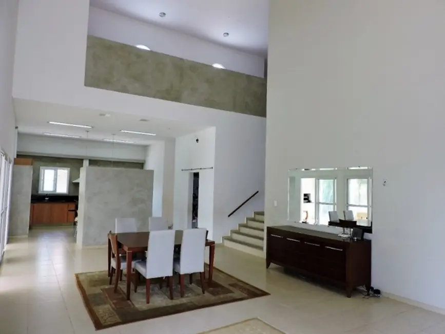 Casa com 4 quartos à venda, 400m2 em Palos Verdes, Carapicuiba - SP - imagem 4 Foto 4 de Casa com 4 quartos à venda, 400m2 em Palos Verdes, Carapicuiba - SP
