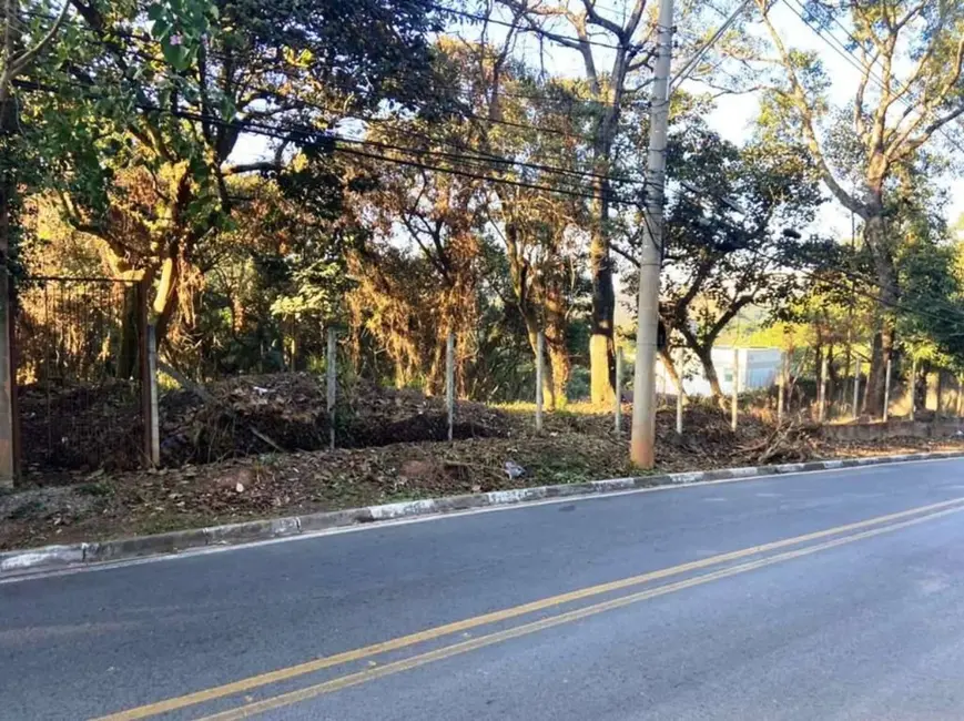 Foto 1 de Terreno / Lote à venda, 2334m2 em Chácaras do Refúgio-Granja Viana, Cotia - SP