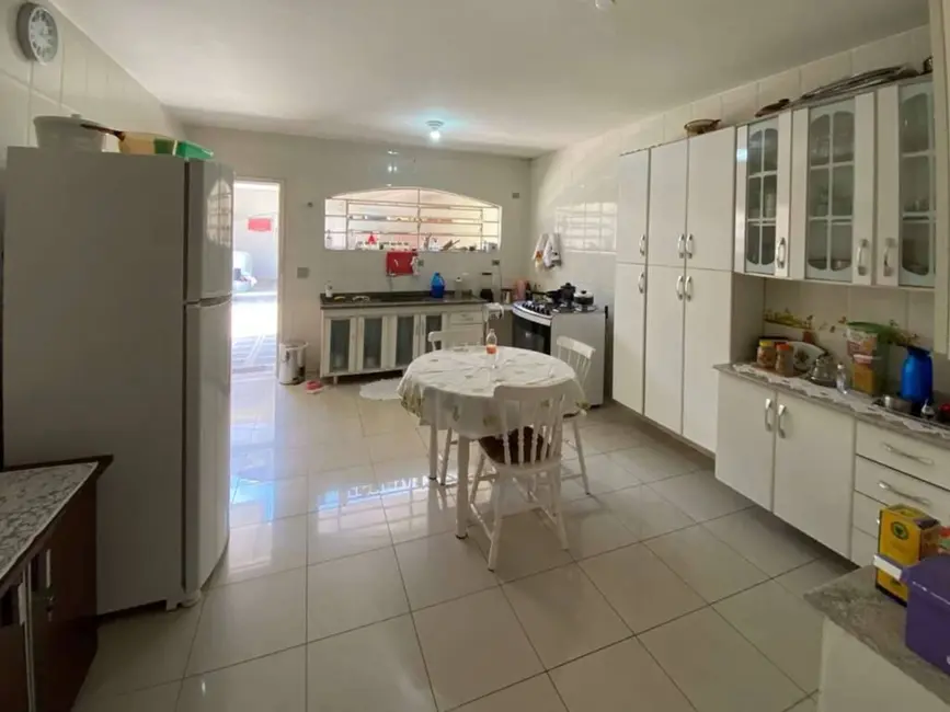 Foto 8 de Casa com 3 quartos à venda, 176m2 em Jardim da Glória, Cotia - SP