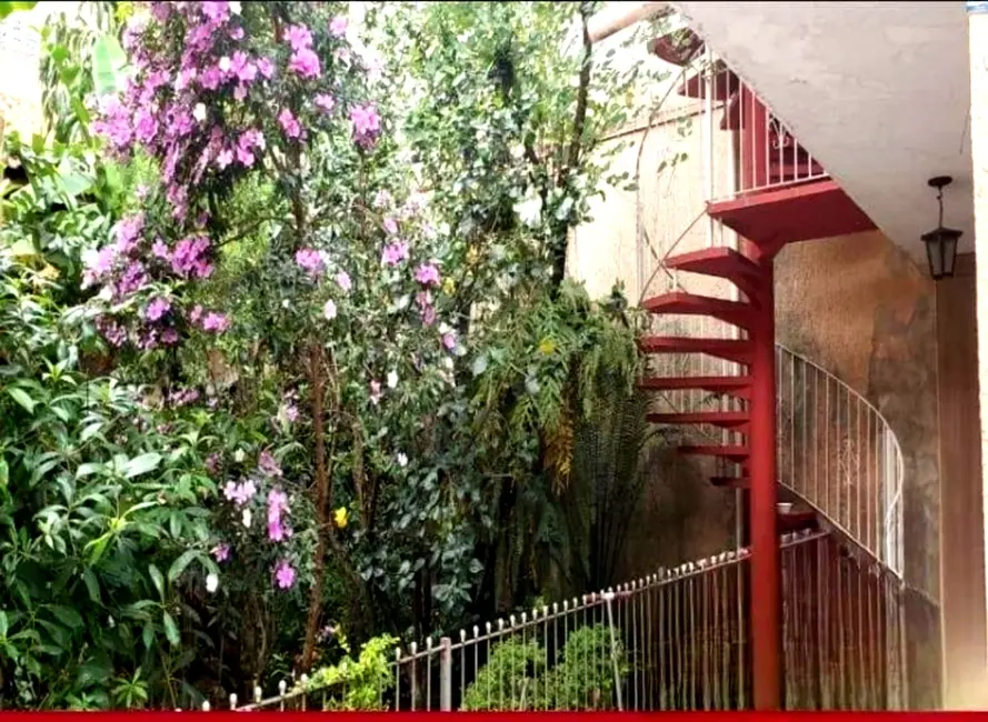 Foto 3 de Casa com 3 quartos à venda, 435m2 em Helena Maria, Osasco - SP