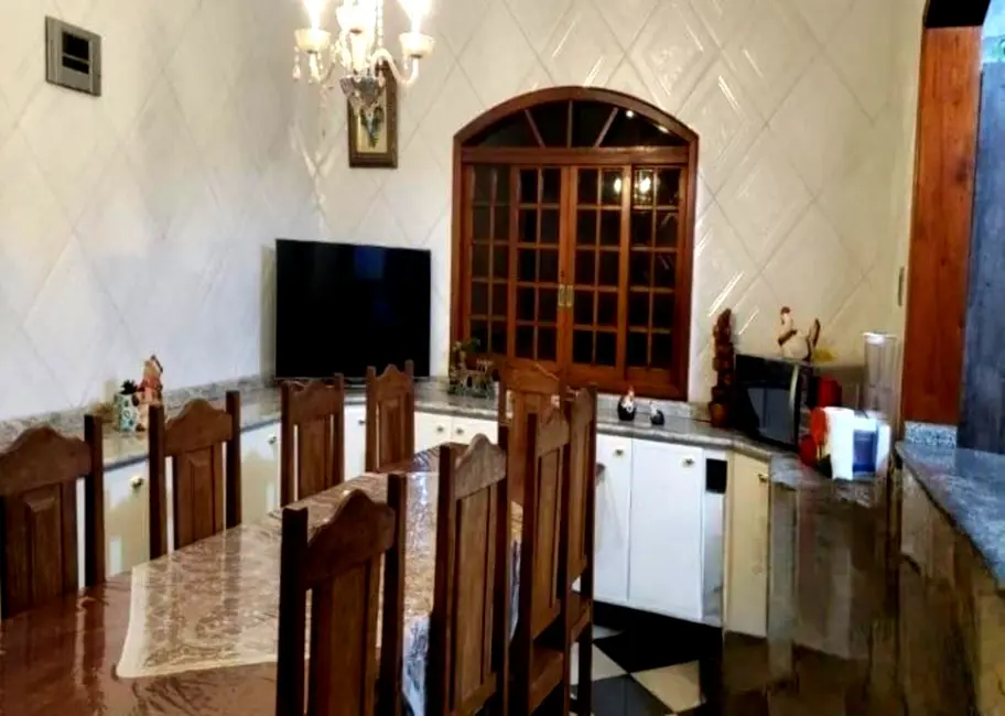 Foto 5 de Casa com 3 quartos à venda, 435m2 em Helena Maria, Osasco - SP
