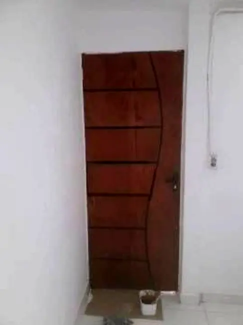 Apartamento com 2 quartos à venda, 35m2 em Conjunto Habitacional Presidente Castelo Branco, Carapicuiba - SP - imagem 3 Foto 3 de Apartamento com 2 quartos à venda, 35m2 em Conjunto Habitacional Presidente Castelo Branco, Carapicuiba - SP