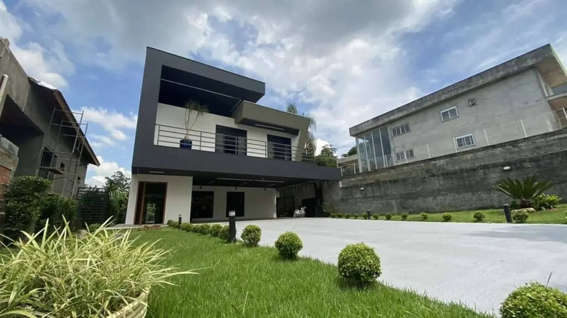 Foto 2 de Casa de Condomínio com 4 quartos para alugar, 360m2 em Chácaras São Carlos, Cotia - SP