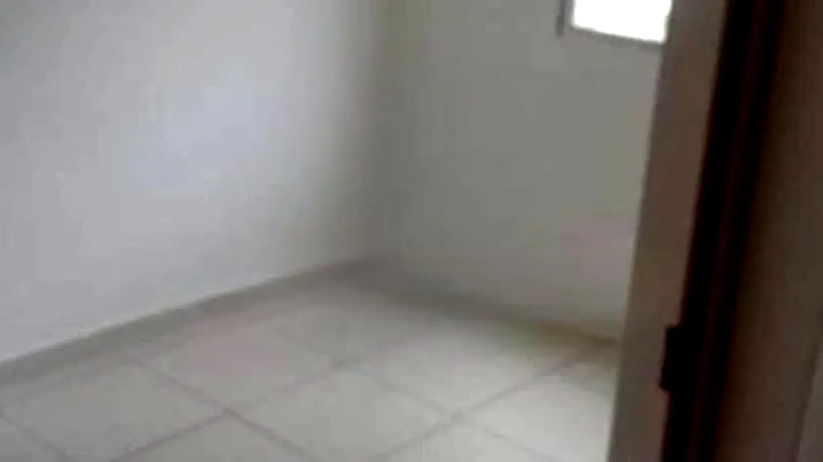 Apartamento com 2 quartos à venda, 52m2 em Conjunto Habitacional Presidente Castelo Branco, Carapicuiba - SP - imagem 3 Foto 3 de Apartamento com 2 quartos à venda, 52m2 em Conjunto Habitacional Presidente Castelo Branco, Carapicuiba - SP