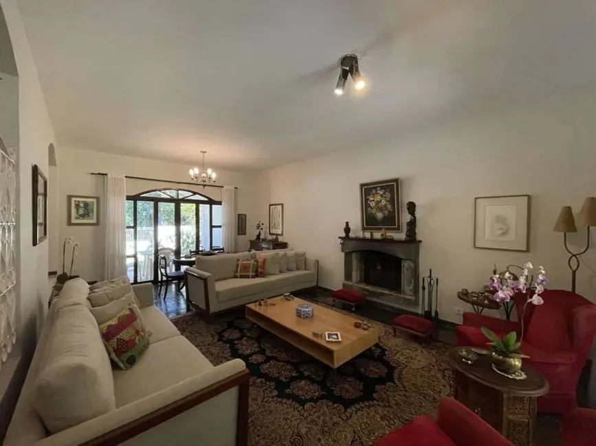 Foto 8 de Casa com 4 quartos à venda, 542m2 em Vila Vianna, Cotia - SP