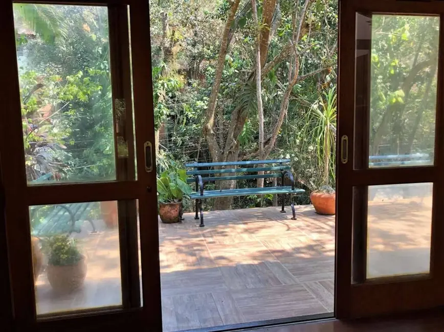 Foto 9 de Casa de Condomínio com 3 quartos à venda, 233m2 em Altos de São Fernando, Jandira - SP