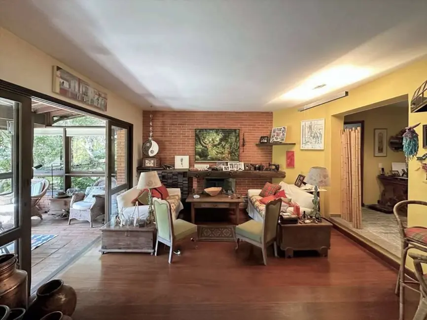 Casa com 4 quartos à venda, 368m2 em Vila Lisboa, Carapicuiba - SP - imagem 7 Foto 7 de Casa com 4 quartos à venda, 368m2 em Vila Lisboa, Carapicuiba - SP