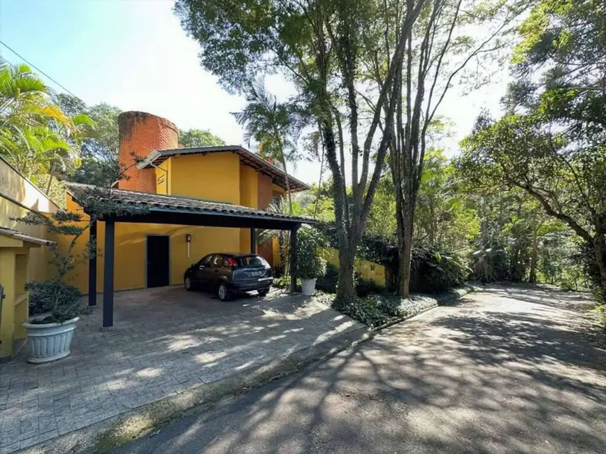 Casa com 4 quartos à venda, 368m2 em Vila Lisboa, Carapicuiba - SP - imagem 2 Foto 2 de Casa com 4 quartos à venda, 368m2 em Vila Lisboa, Carapicuiba - SP