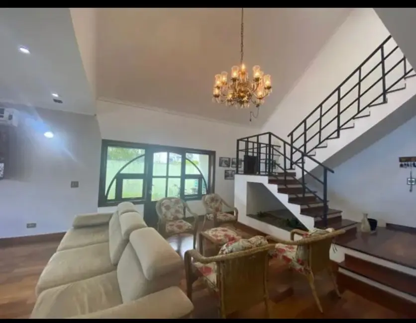Foto 2 de Casa de Condomínio com 4 quartos para alugar, 400m2 em Alphaville, Santana De Parnaiba - SP