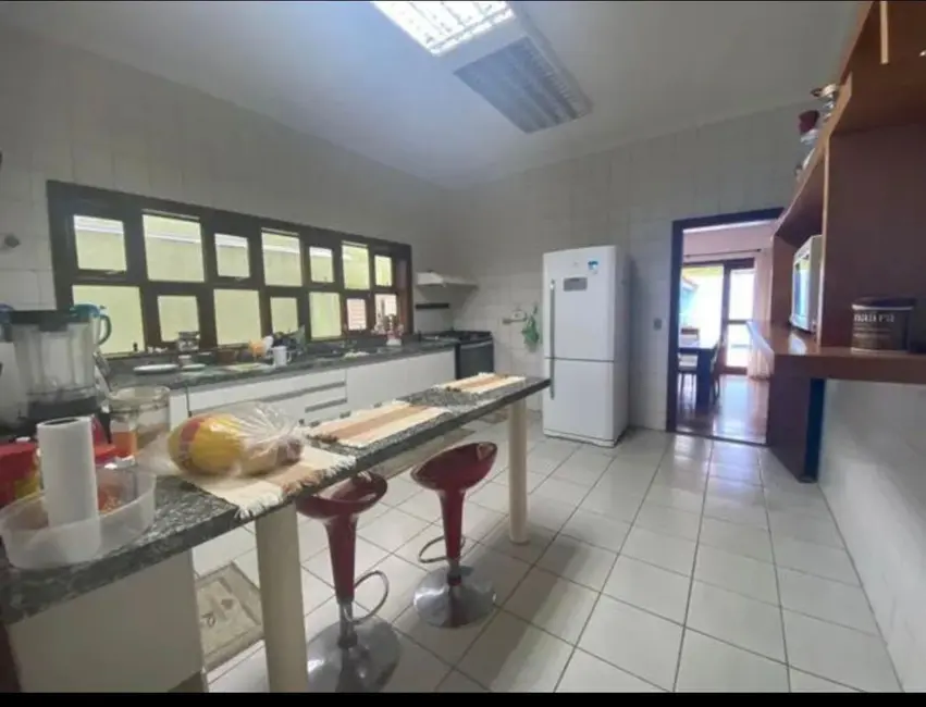 Foto 4 de Casa de Condomínio com 4 quartos para alugar, 400m2 em Alphaville, Santana De Parnaiba - SP