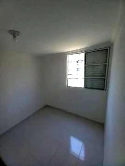 Foto 8 de Apartamento com 2 quartos à venda, 42m2 em Conjunto Habitacional Presidente Castelo Branco, Carapicuiba - SP