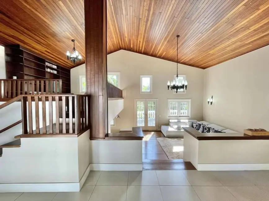 Casa de Condomínio com 3 quartos à venda, 600m2 em Pousada dos Bandeirantes, Carapicuiba - SP - imagem 7 Foto 7 de Casa de Condomínio com 3 quartos à venda, 600m2 em Pousada dos Bandeirantes, Carapicuiba - SP