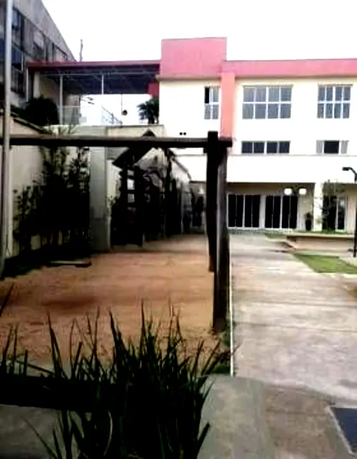 Foto 9 de Apartamento com 2 quartos à venda, 44m2 em São Pedro, Osasco - SP