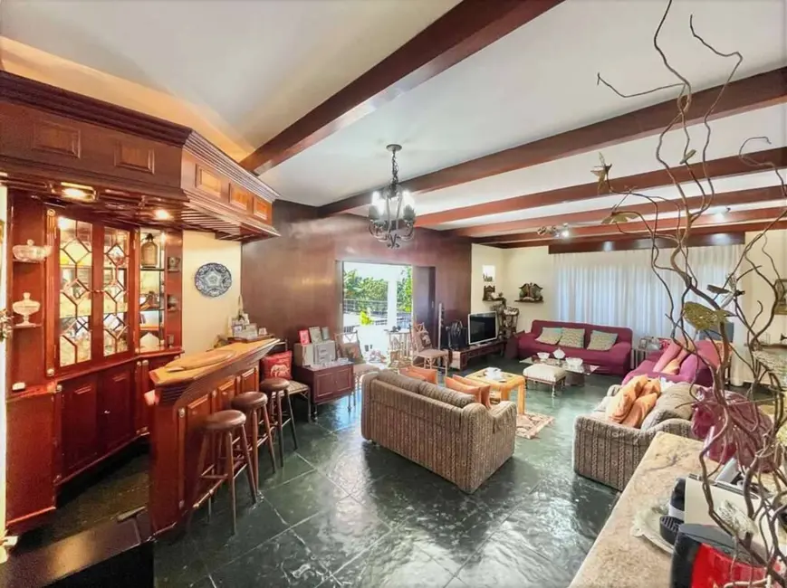 Casa de Condomínio com 3 quartos à venda, 185m2 em Vila Appia Antica, Carapicuiba - SP - imagem 5 Foto 5 de Casa de Condomínio com 3 quartos à venda, 185m2 em Vila Appia Antica, Carapicuiba - SP