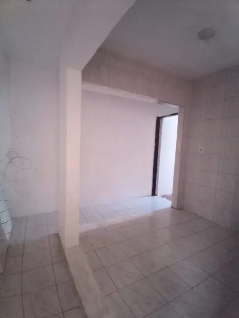 Casa com 1 quarto para alugar, 50m2 em Santo Antônio, Osasco - SP - imagem 4 Foto 4 de Casa com 1 quarto para alugar, 50m2 em Santo Antônio, Osasco - SP