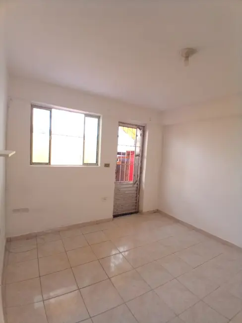 Foto 2 de Casa com 1 quarto para alugar, 60m2 em Santo Antônio, Osasco - SP