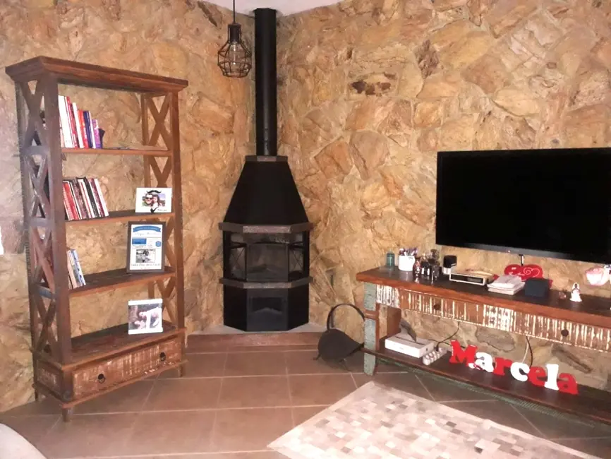 Chácara com 5 quartos à venda, 450m2 em Ibiuna - SP - imagem 8 Foto 8 de Chácara com 5 quartos à venda, 450m2 em Ibiuna - SP