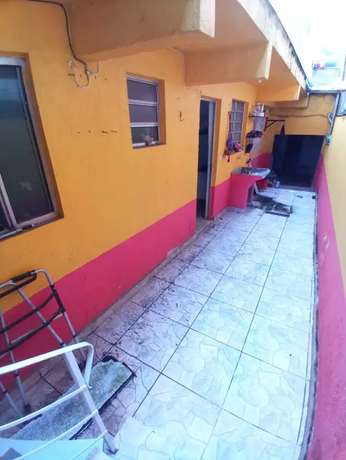 Foto 1 de Casa com 1 quarto para alugar, 70m2 em Santo Antônio, Osasco - SP