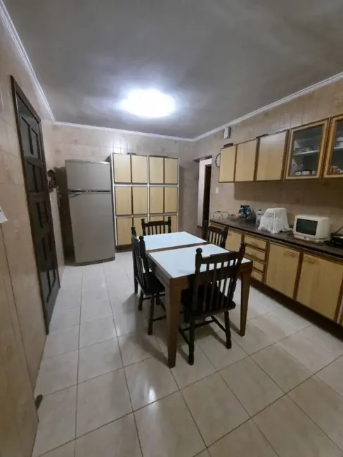 Casa com 3 quartos à venda, 330m2 em Parque Continental, São Paulo - SP - imagem 3 Foto 3 de Casa com 3 quartos à venda, 330m2 em Parque Continental, São Paulo - SP