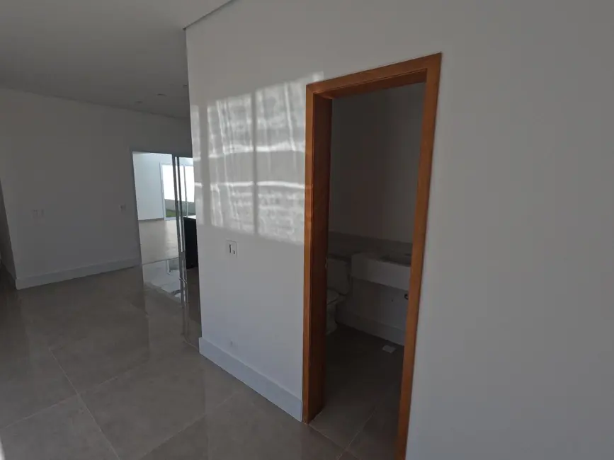 Foto 7 de Casa de Condomínio com 3 quartos à venda, 250m2 em Vargem Grande Paulista - SP