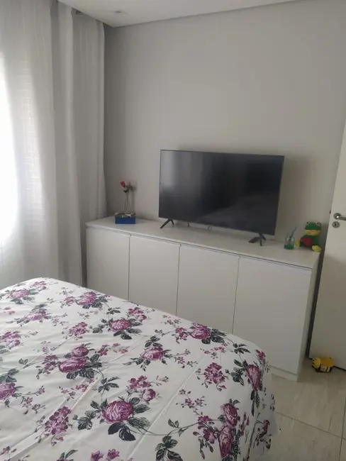 Apartamento com 2 quartos à venda, 50m2 em Jardim Roberto, Osasco - SP - imagem 6 Foto 6 de Apartamento com 2 quartos à venda, 50m2 em Jardim Roberto, Osasco - SP